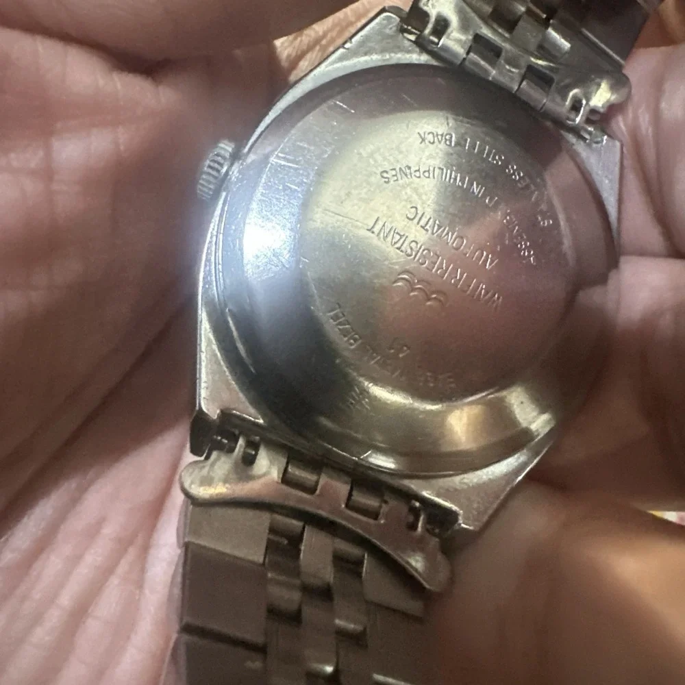 Working Vintage Timex Automatic Mens watch Silver Tone Steel 34mm Fit‎ 7.5 Runs